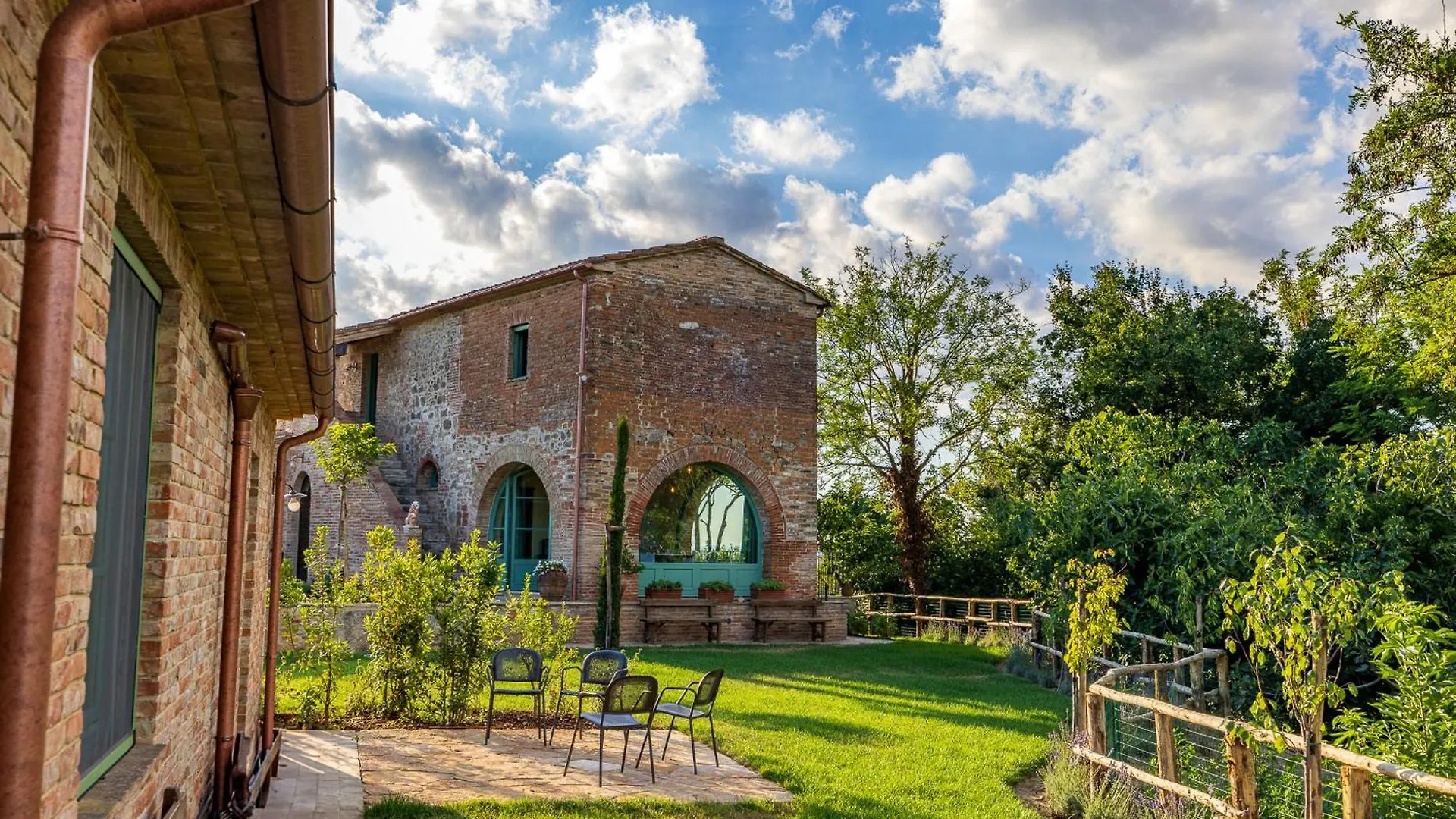 Podere Grotta Antica Chiusi 0*,  Italy