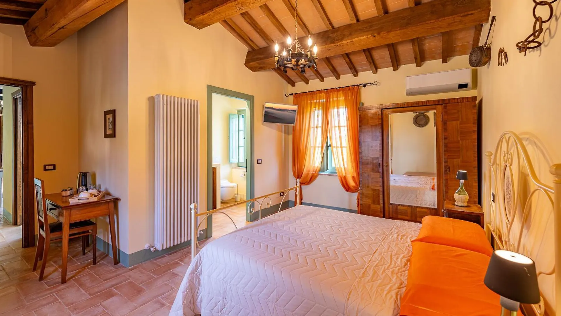 Gospodarstwo agroturystyczne Podere Grotta Antica Chiusi