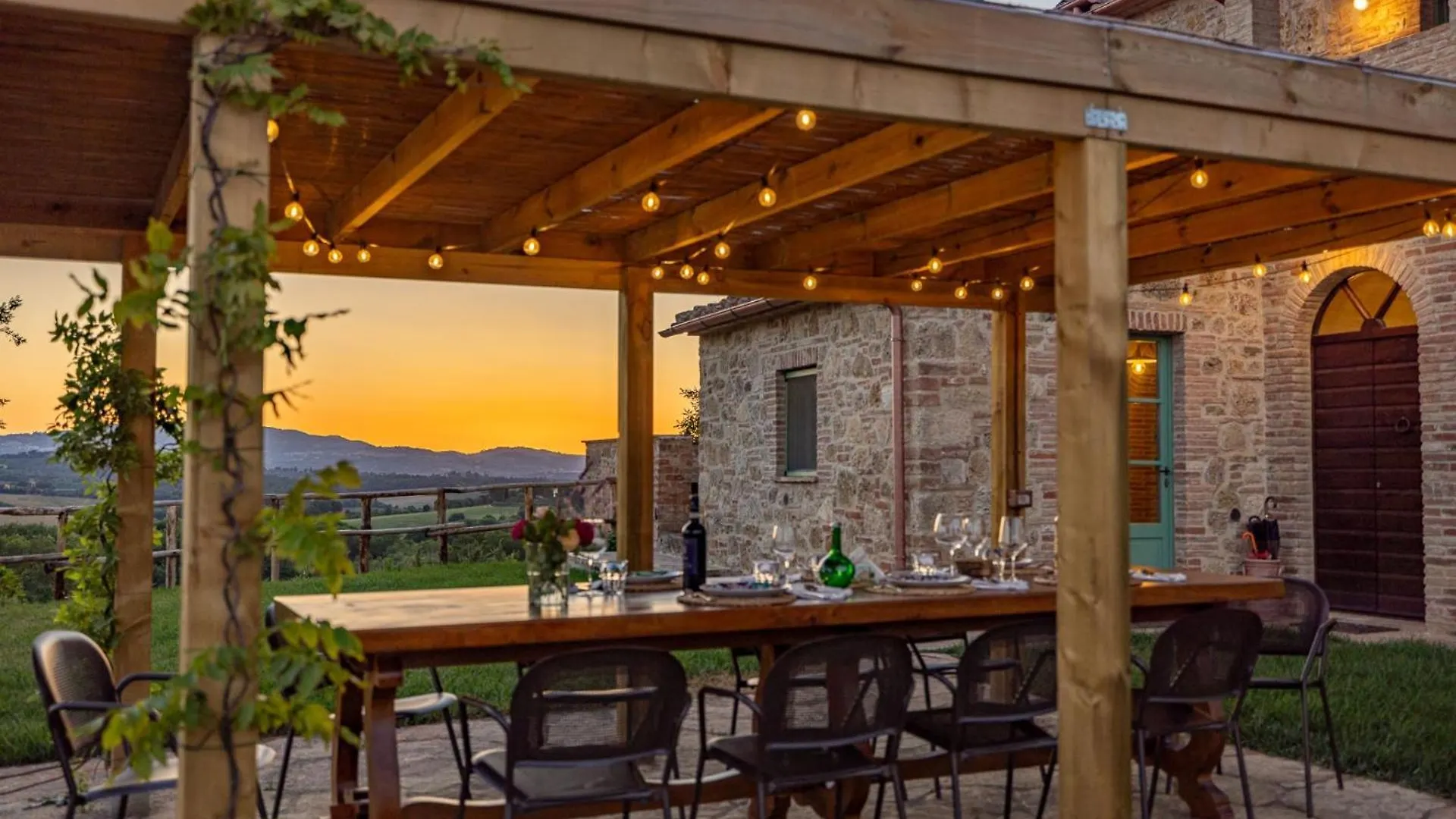 Podere Grotta Antica Chiusi 0*,  Włochy