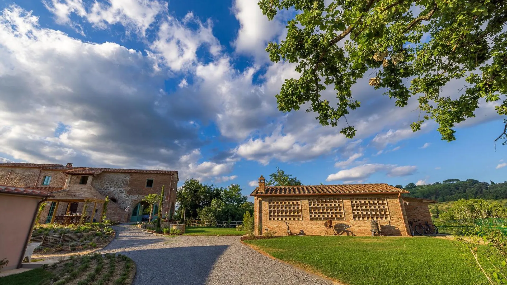 Podere Grotta Antica Chiusi Lantgård