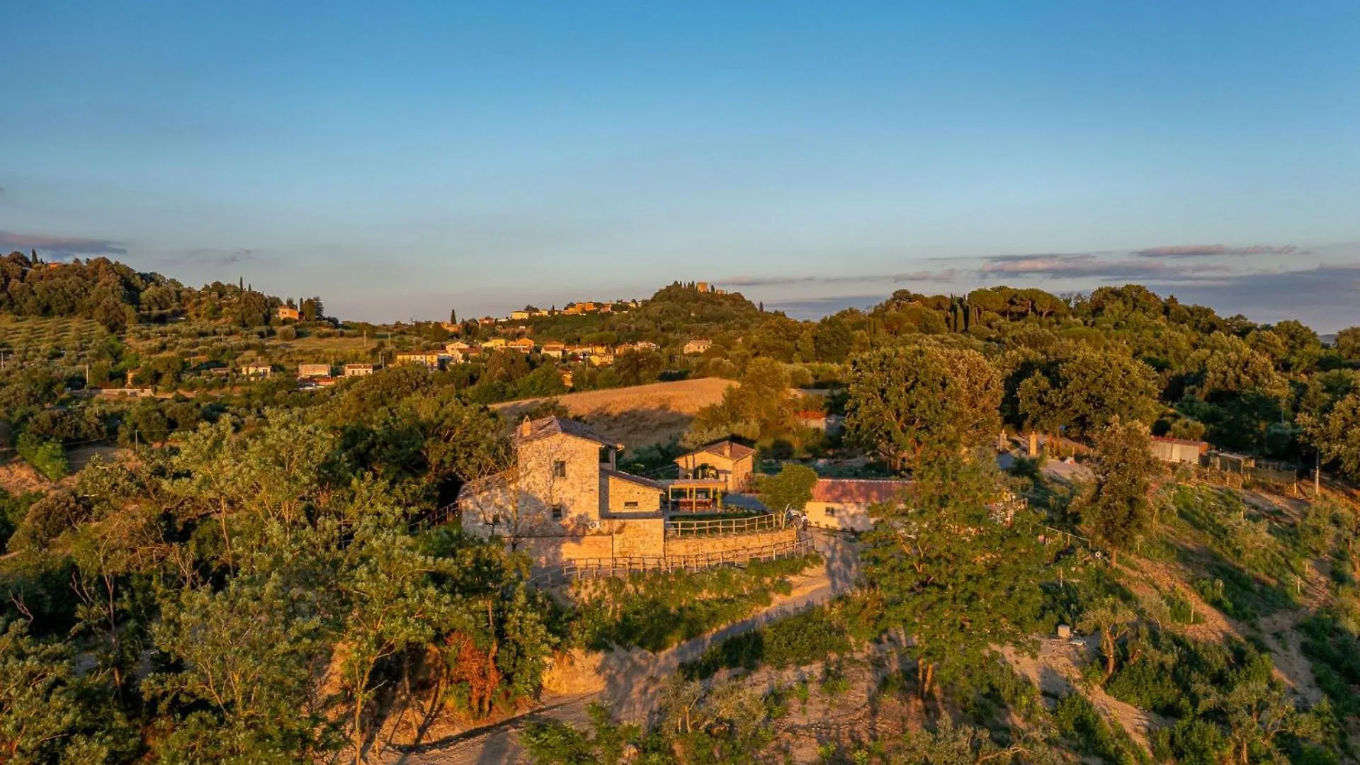 Podere Grotta Antica Chiusi Lantgård